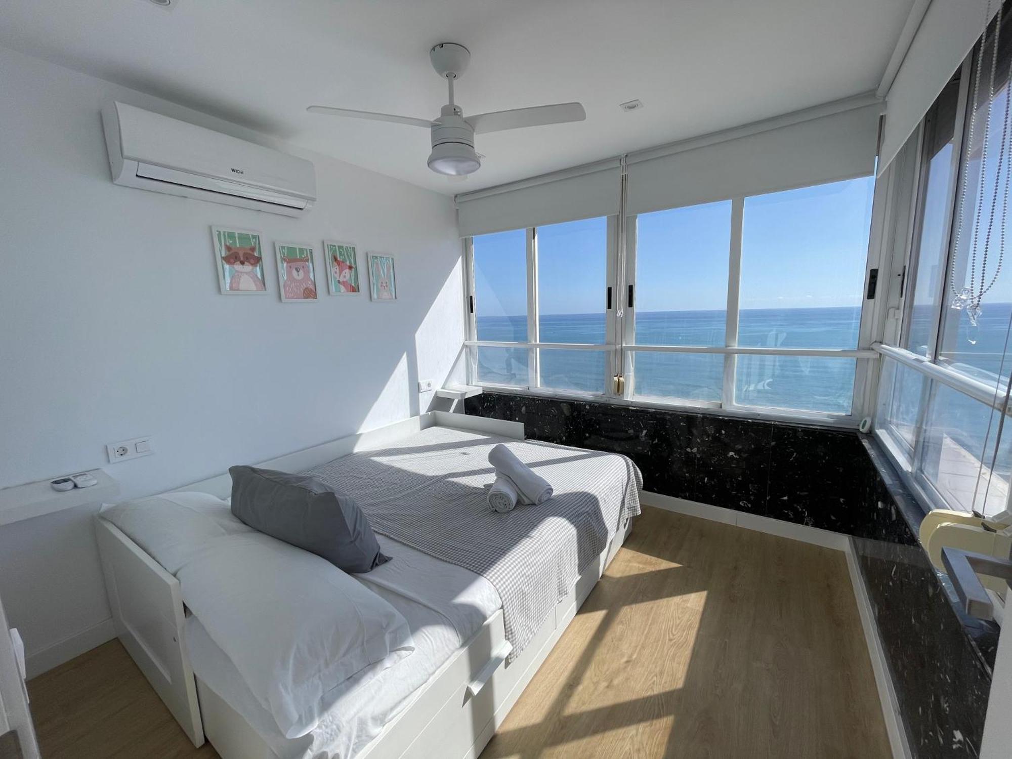 Atico Duplex Playa De Gandia A 1Ra Linea De Playa Apartment ภายนอก รูปภาพ